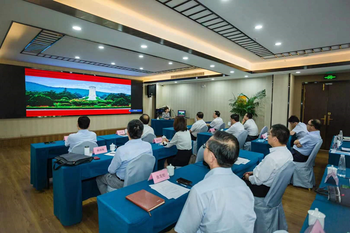 AG庄闲官网控股集团党委赴徐州开展 “跟着席大大总书记足迹学党史”专题活动3_副本.png